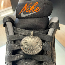 Load image into Gallery viewer, AIR FORCE 1 LOW PREMIUM &#39;HALLOWEEN - HEADLESS HORSEMAN&#39; *SZ14*