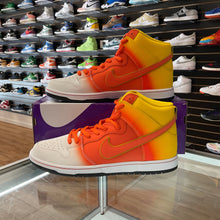 Load image into Gallery viewer, DUNK HIGH SB &#39;SWEET TOOTH&#39; *SZ14*